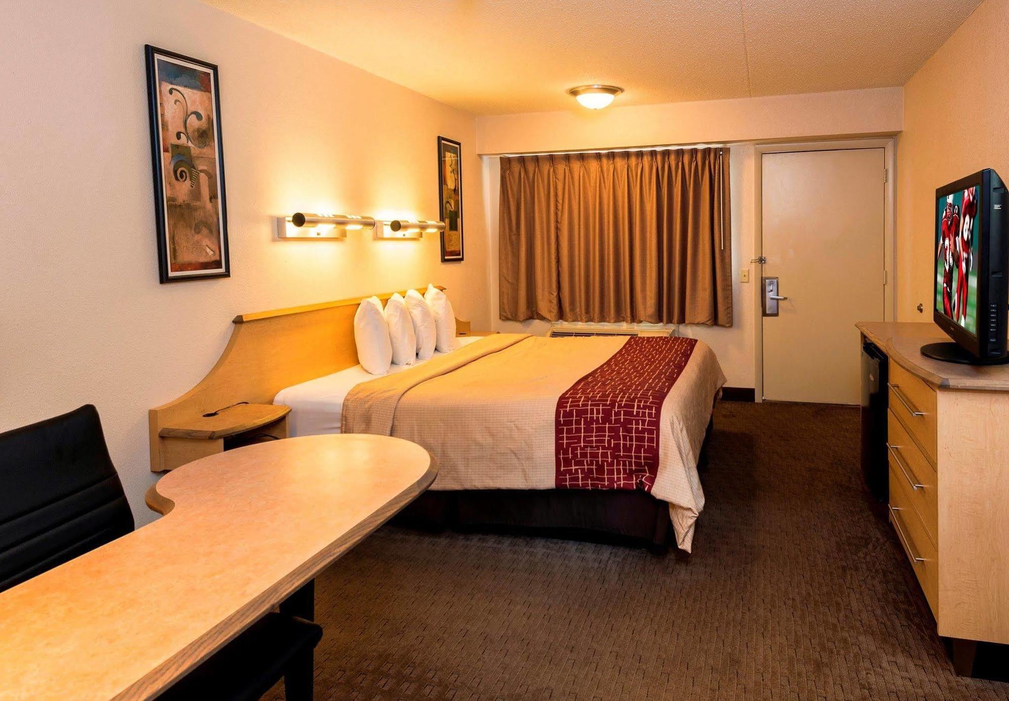 Red Roof Inn Detroit - Roseville St Clair Shores Екстер'єр фото