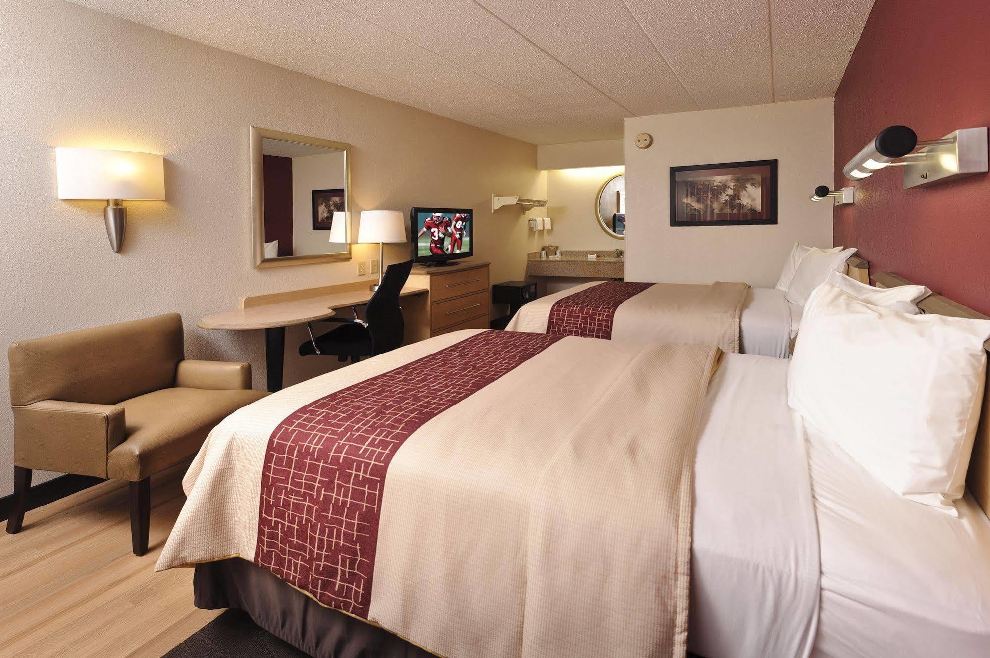 Red Roof Inn Detroit - Roseville St Clair Shores Екстер'єр фото