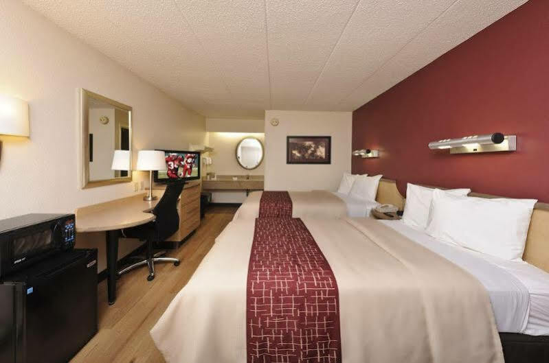 Red Roof Inn Detroit - Roseville St Clair Shores Екстер'єр фото